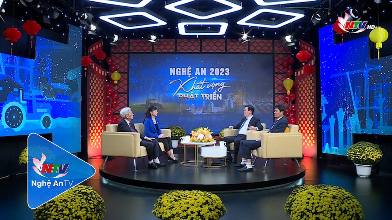 Tọa đàm Nghệ An 2023: “Khát vọng phát triển”