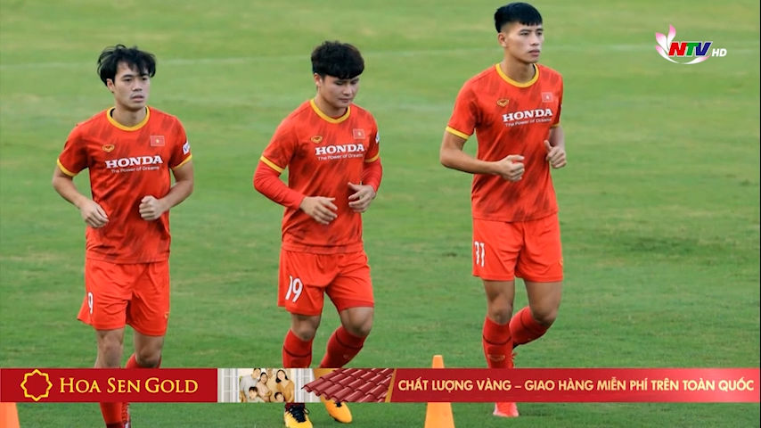 Bản tin thể thao: Tuyển Việt Nam chốt danh sách 30 cầu thủ tham dự AFF Cup 2020