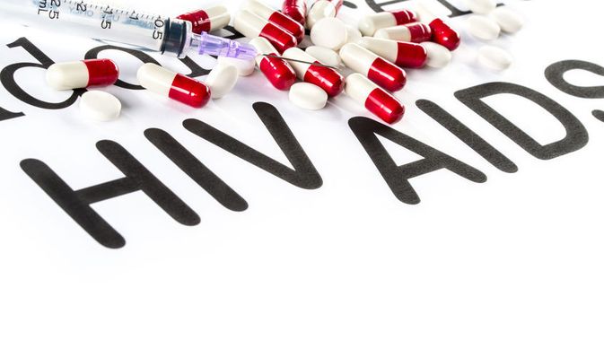 Báo động lây nhiễm HIV trong nhóm nam đồng tính