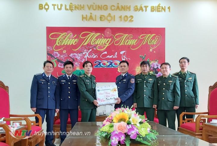 BĐBP Nghệ An chúc Tết BĐBP Hà Tĩnh, Cảnh sát biển và Hải quân Vùng 1
