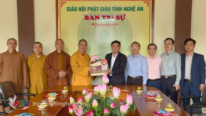 Chủ tịch UBND tỉnh Thái Thanh Quý chúc tết Ban Trị sự Giáo hội Phật giáo tỉnh