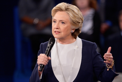 Bà Clinton là nữ ứng cử viên Tổng thống đầu tiên của một đảng lớn trong lịch sử Mỹ trong cuộc bầu cử năm 2016. Ảnh: Fortune