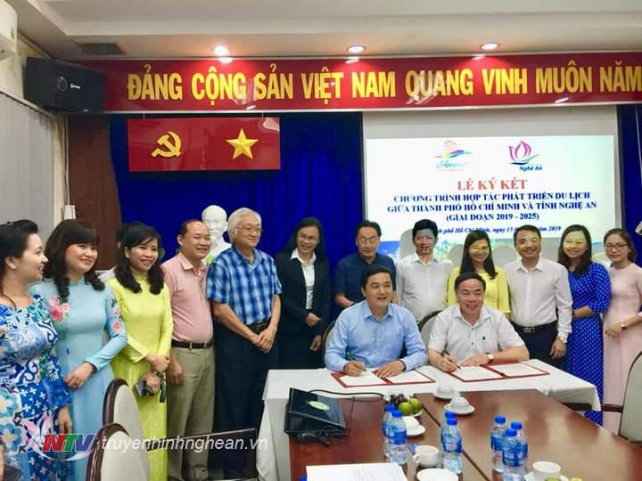 Nghệ An - Thành phố Hồ Chí Minh: Ký kết chương trình hợp tác phát triển Du lịch giai đoạn 2019 - 2025