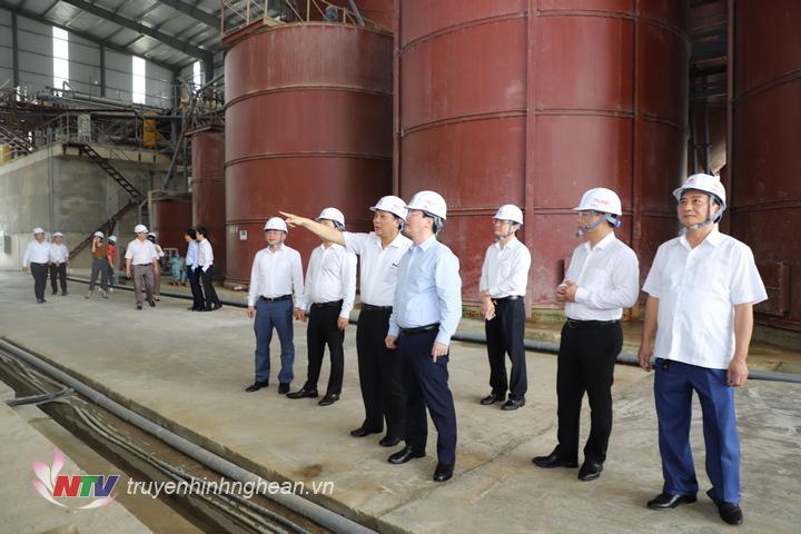 Chủ tịch UBND tỉnh Nguyễn Đức Trung kiểm tra tiến độ công trình tại huyện Nghi Lộc
