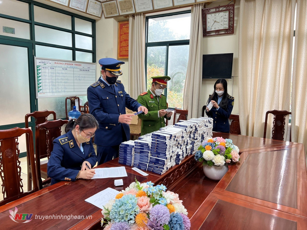 7 cơ sở bị xử lý vi phạm mua bán kit test Covid-19 ở Nghệ An