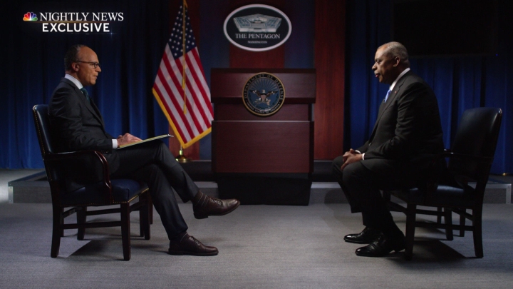 Bộ trưởng Quốc phòng Mỹ Lloyd Austin trả lời phỏng vấn độc quyền với kênh NBC vào ngày 2/3 xung quanh khả năng Washington thiết lập vùng cấm bay ở Ukraine. (Ảnh: NBC News)
