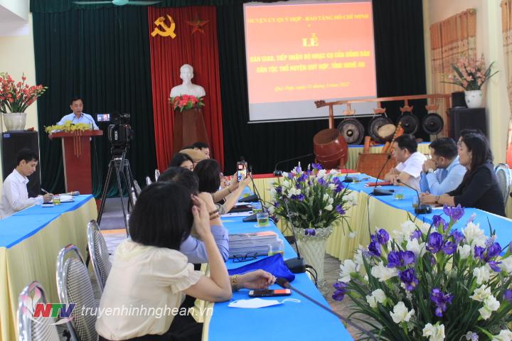 Huyện ủy Quỳ Hợp đã tổ chức lễ bàn giao bộ nhạc cụ đồng bào dân tộc Thổ huyện Quỳ Hợp (Nghệ An) cho Bảo tàng Hồ Chí Minh.