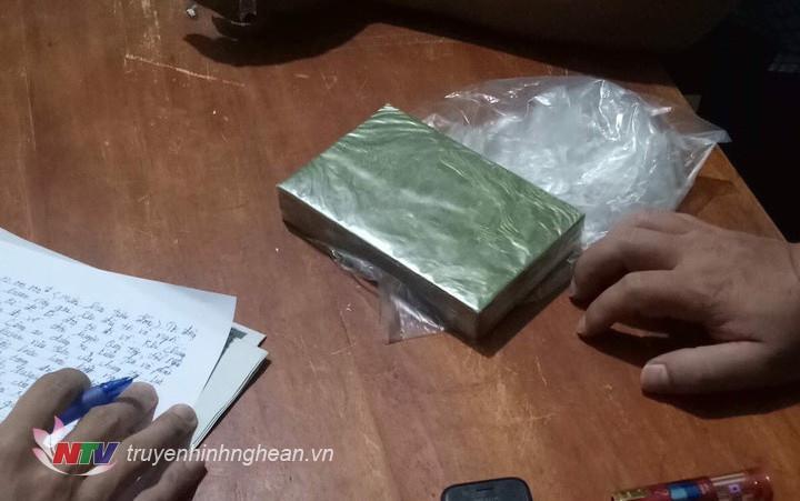 Nghệ An: Phá thành công chuyên án ma túy bắt 2 đối tượng, thu giữ 1 bánh Heroin