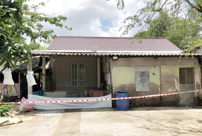 Hiện trường vụ thảm án khiến 3 người trong gia đình tử vong gây xôn xao dư luận ở Cà Mau