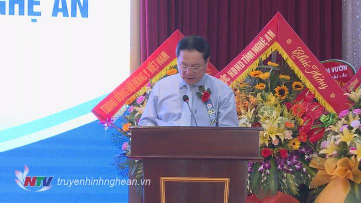 Phó Chủ tịch UBND tỉnh Lê Minh Thông phát biểu tại hội nghị.