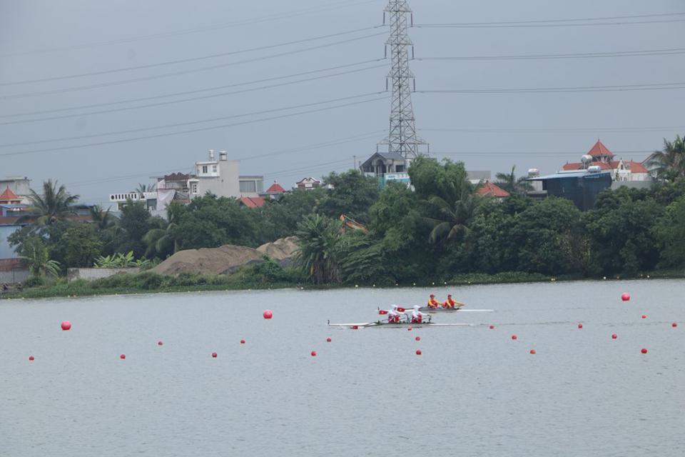 SEA Games 31: Đội tuyển Rowing Việt Nam giành quyền vào vòng bán kết
