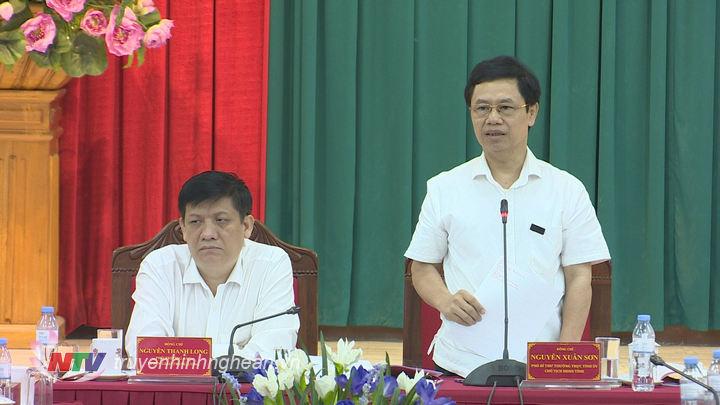 Phó Bí thư Tỉnh uỷ Nguyễn Xuân Sơn phát biểu tại buổi làm việc