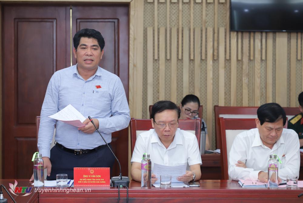 Ông Vi Văn Sơn _ Chủ tịch UBND huyện Con Cuông đề nghị có đánh giá kết quả 5 năm thực hiện Đề án phân loại đô thị Con Cuông  và  Đề án phân loại đô thị Khe Choăng.