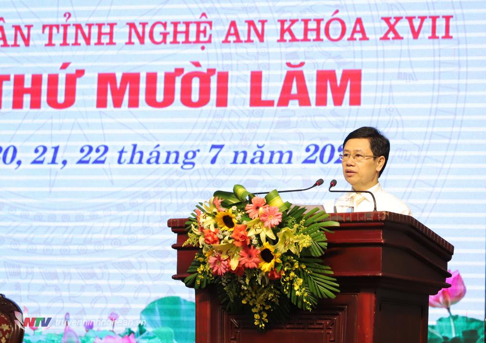 Phó Bí thư Thường trực Tỉnh ủy, Chủ tịch HĐND tỉnh Nguyễn Xuân Sơn  khai mạc kỳ họp. 