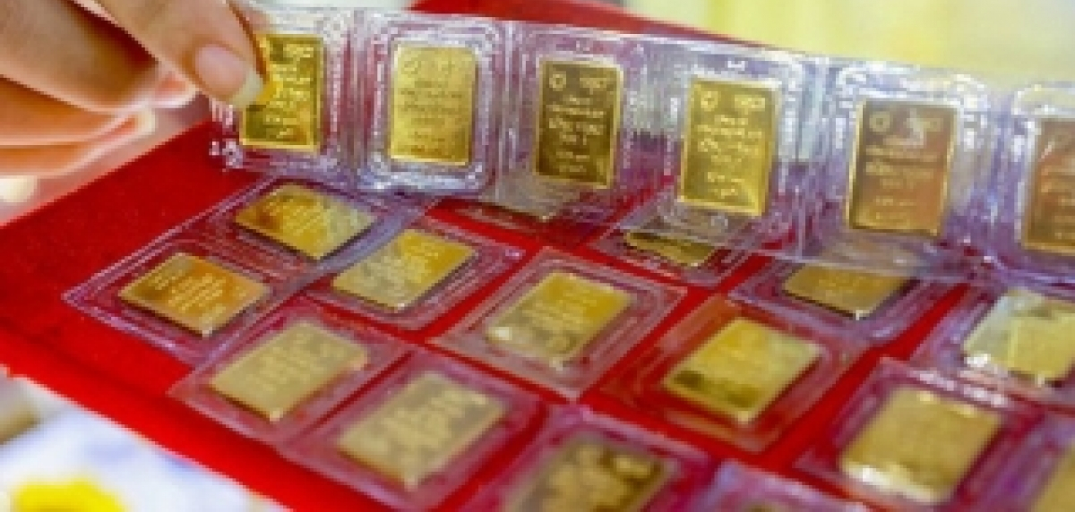 Giá vàng SJC tăng nhẹ, ngược chiều với vàng thế giới.