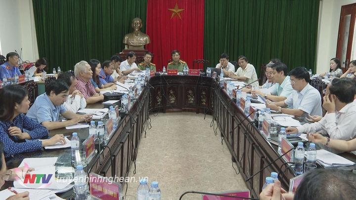 Bí thư Tỉnh ủy Nguyễn Đắc Vinh chỉ đạo các địa phương, đơn vị giải quyết kiến nghị của công dân
