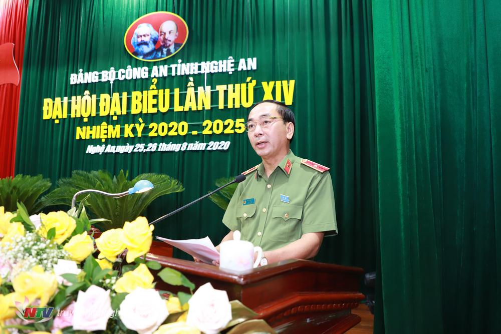 Thiếu tướng Trần Quốc Tỏ - Thứ trưởng Bộ Công an phát biểu tại Đại hội.