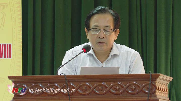 Đại diện Hội Nhà báo tỉnh Nghệ An phát biểu ý kiến tại hội nghị.