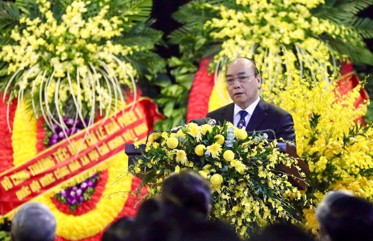 Cựu Chủ tịch nước Lê Khả Phiêu đã để lại dấu ấn sâu sắc trong lòng dân tộc với đóng góp quan trọng cho sự phát triển của Việt Nam. Hãy xem qua những hình ảnh đầy cảm xúc để tưởng nhớ và tri ân danh nhân này.