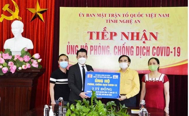 MTTQ tỉnh Nghệ An tiếp nhận tiền ủng hộ chống Covid