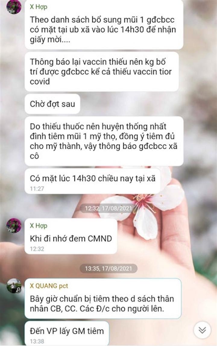 Đoạn tin nhắn của Chủ tịch UBND xã Mỹ Thành Đặng Xuân Hợp thông báo cho cán bộ xã này đưa người thân trong gia đình đến tiêm vaccine phòng COVID-19.