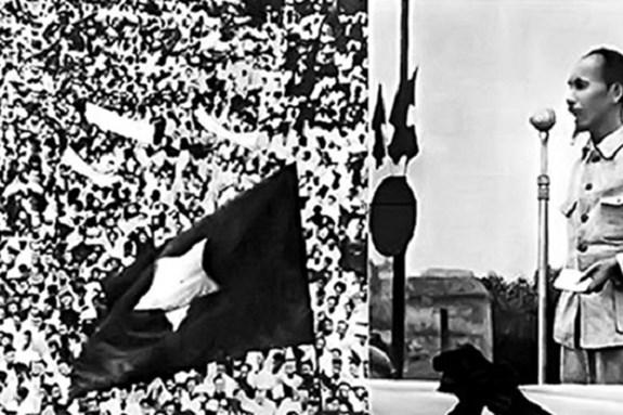 Ngày 2-9-1945, tại quảng trường Ba Đình, Chủ tịch Hồ Chí Minh đã đọc bản Tuyên ngôn Độc lập, khai sinh nước Việt Nam Dân chủ Cộng hòa. Ảnh tư liệu. 