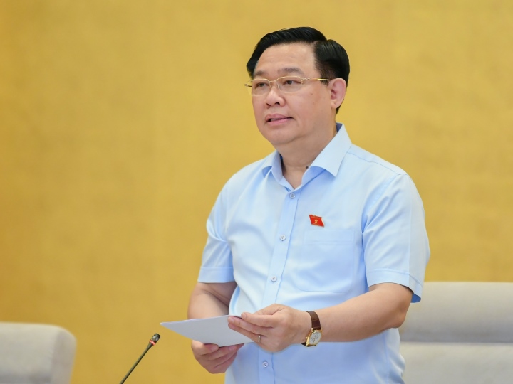 Chủ tịch Quốc hội Vương Đình Huệ phát biểu khai mạc phiên họp Ủy ban Thường vụ Quốc hội tháng 8/2022.