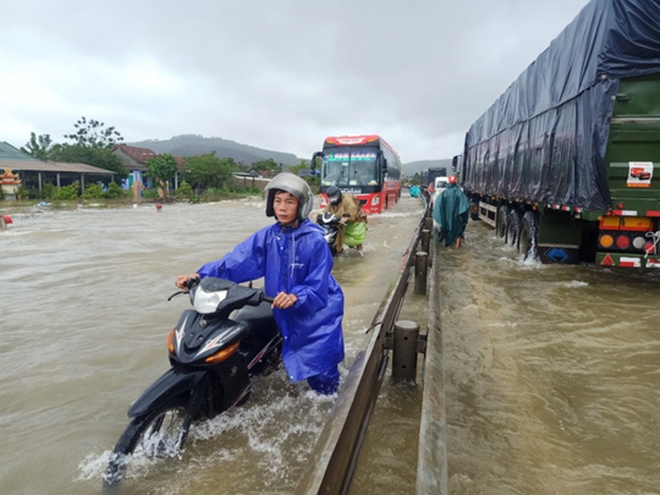 Từ 23-24/9, khu vực từ Thanh Hoá đến Quảng Trị hứng đợt mưa cực lớn. (Ảnh minh hoạ)