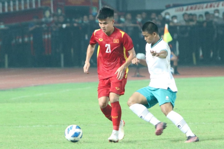 Bị phạt đền oan, U20 Việt Nam mất lợi thế trước U20 Indonesia