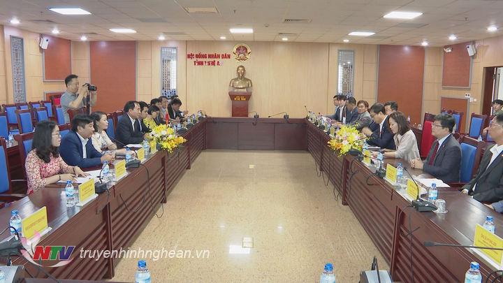 Đoàn đại biểu Hội đồng tỉnh Gyeonggi - Hàn Quốc làm việc với HĐND tỉnh