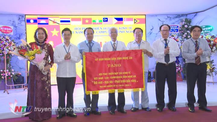 Hội phát triển hợp tác kinh tế Việt Nam - Lào - Campuchia đại hội nhiệm kỳ II