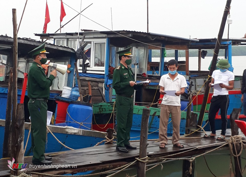 BĐBP Nghệ An: Tuyên truyền ngăn chặn đối với hoạt động khai thác hải sản trái phép
