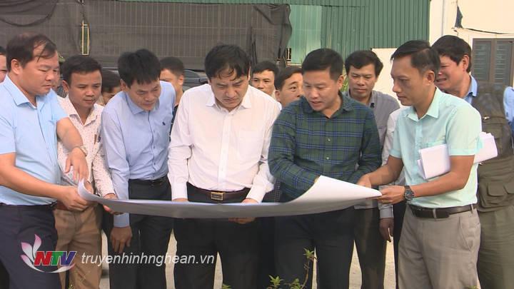 Kiểm tra tiến độ GPMB đoạn qua huyện Hưng Nguyên.