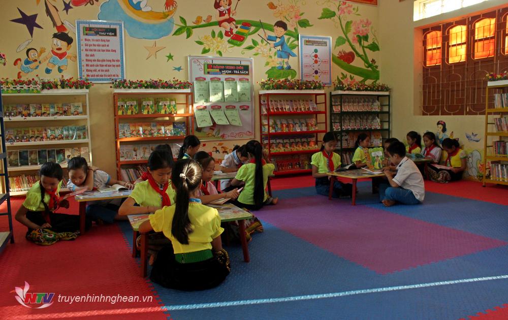 Lễ Khai trương thư viện thân thiện và ngày Hội đọc sách năm 2021 tại trường  Tiểu học Gia Phong