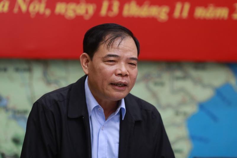 Bộ trưởng Bộ NN&PTNT Nguyễn Xuân Cường phát biểu tại cuộc họp.