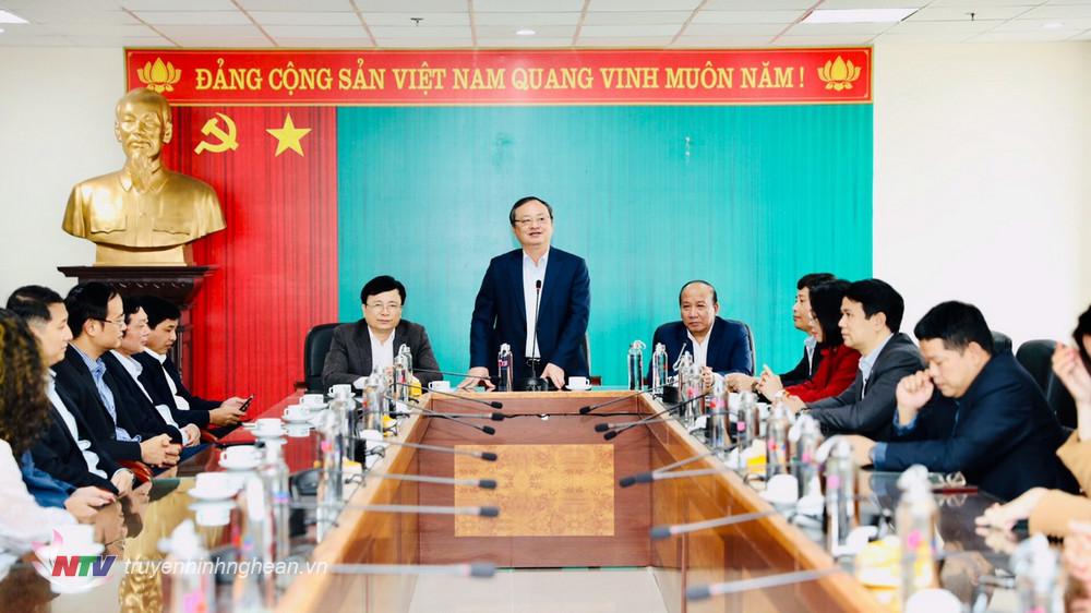 Tổng giám đốc Đài tiếng nói Việt Nam thăm và làm việc tại Đài PTTH Nghệ An