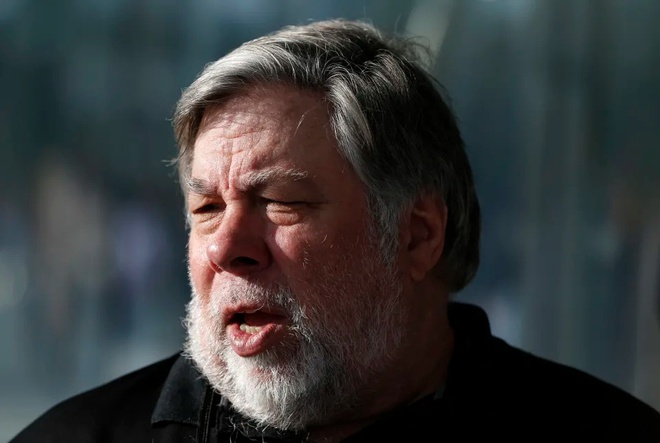 Steve Wozniak là một trong 3 đồng sáng lập của Apple, phụ trách chính về mặt kỹ thuật và sản phẩm trong những năm đầu. Ảnh: Reuters.