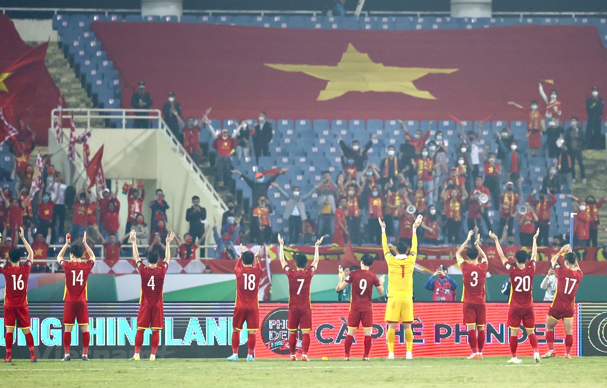 Tạm gác vòng loại thứ ba World Cup, tuyển Việt Nam hướng tới AFF Cup