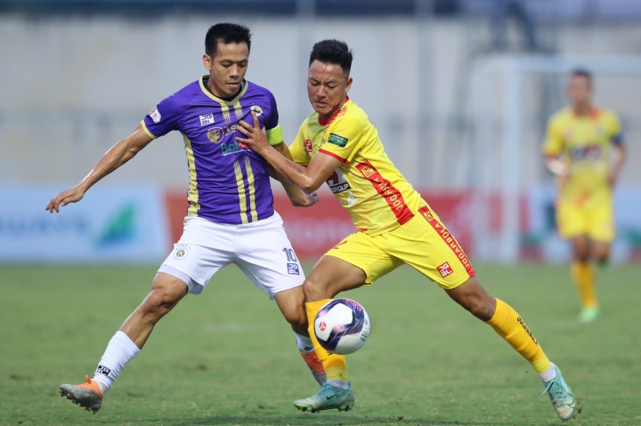 CLB Thanh Hóa thi đấu đầy quyết tâm trước Hà Nội FC.