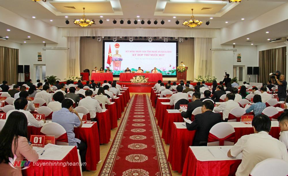 Toàn cảnh kỳ họp thứ 11, HĐND tỉnh Nghệ An khóa XVII.