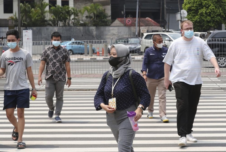 Indonesia trở thành quốc gia Đông Nam Á tiếp theo ghi nhận ca nhiễm Omicron sau Philippines, Malaysia, Thái Lan và Campuchia. (Ảnh: AP)