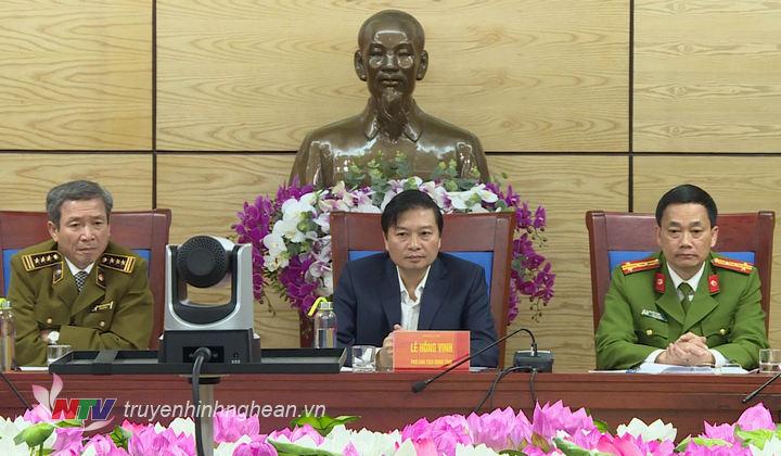 Phó Chủ tịch UBND tỉnh Lê Hồng Vinh chủ trì hội nghị tại điểm cầu Nghệ An.