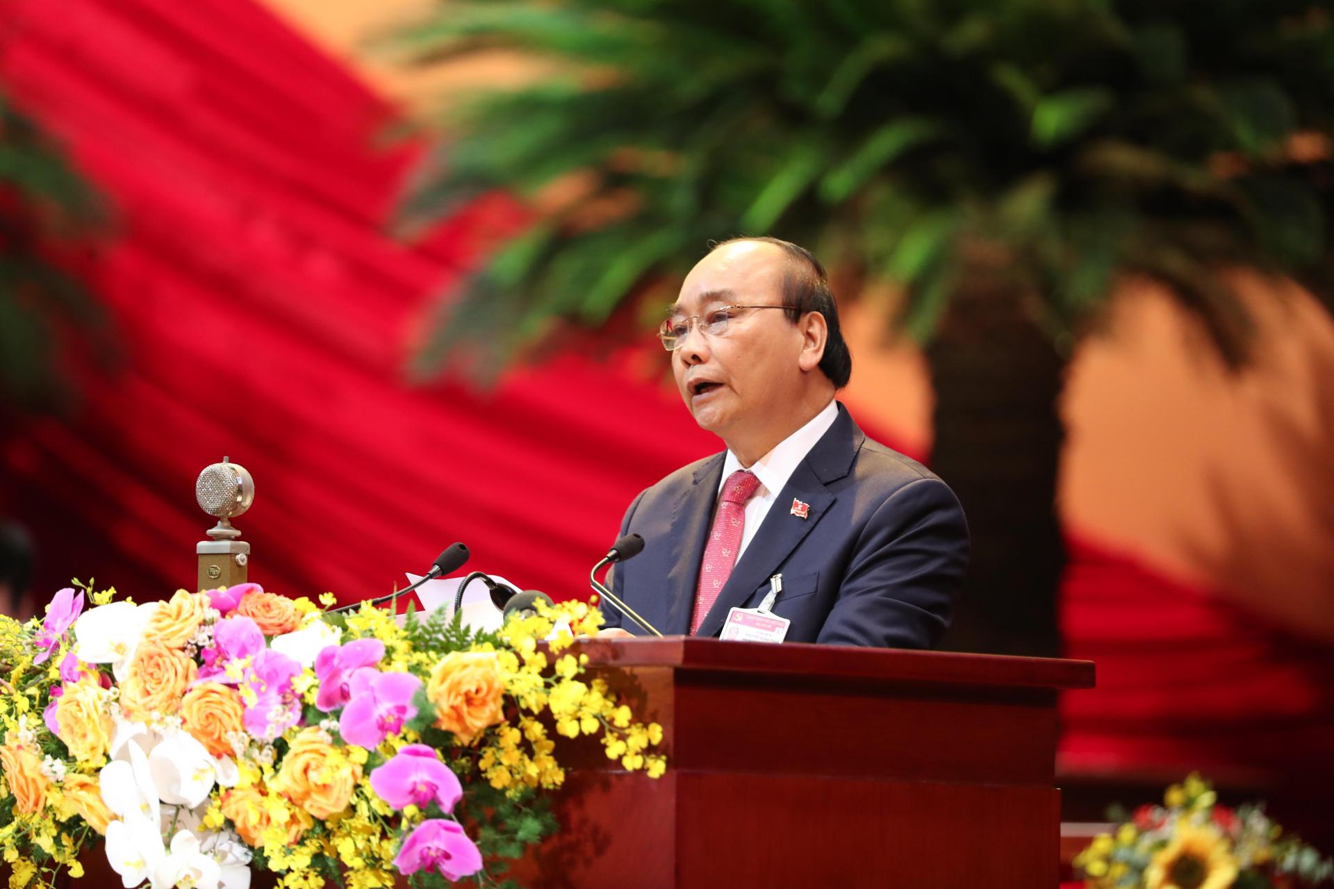Thủ tướng Nguyễn Xuân Phúc phát biểu khai mạc Đại hội toàn quốc Đảng Cộng sản Việt Nam. 