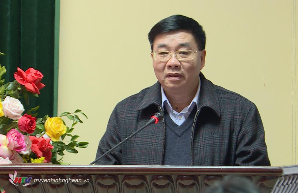 Phó Bí thư Thường trực Tỉnh ủy Nguyễn Văn Thông phát biểu chỉ đạo.
