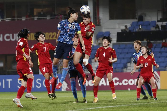 ĐT nữ Việt Nam đã thể hiện tinh thần thi đấu tuyệt vời trong 2 trận đã qua. (Ảnh: Reuters).