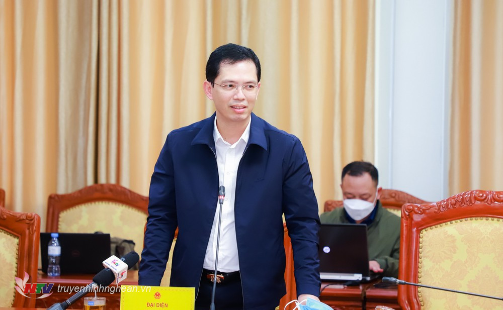 Ông Trịnh Thanh Hải - Cục trưởng Cục Thuế Nghệ An phát biểu tại phiên thảo luận.