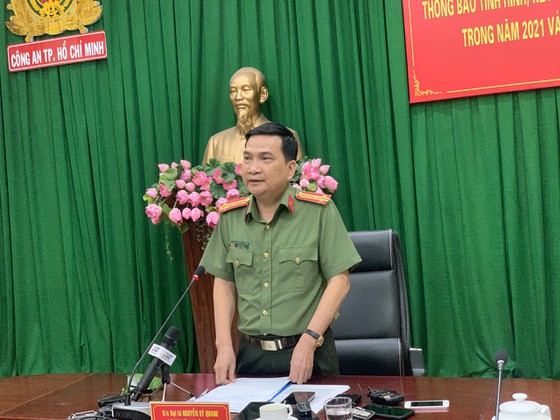 Đại tá Nguyễn Sỹ Quang, Phó Giám đốc Công an TPHCM chia sẻ về vụ bé gái 8 tuổi bị bạo hành dẫn tới tử vong chiều tối 31-12-2021. Ảnh: C.T
