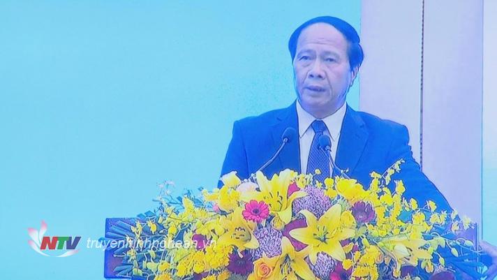 Phó Thủ tướng Lê Văn Thành phát biwwur tại hội nghị.
