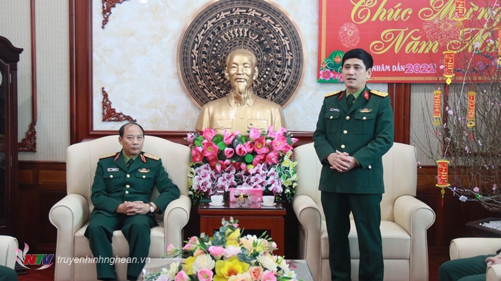 Thượng tá Phan Đại Nghĩa, Chỉ huy trưởng Bộ CHQS tỉnh đã báo cáo một số kết quả nổi bật đạt được của Bộ CHQS tỉnh Nghệ An trong thực hiện nhiệm vụ quân sự - quốc phòng năm 2021.
