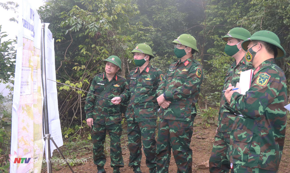 Đoàn công tác Bộ CHQS tỉnh kiểm tra công tác quy hoạch đất Quốc phòng xây dựng chốt Dân quân chiến đấu tại xã Nậm Càn huyện Kỳ Sơn